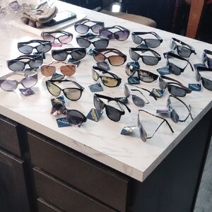 (20) Sunglasses Collection - Black, Brown, Gold.   Assorted colors.